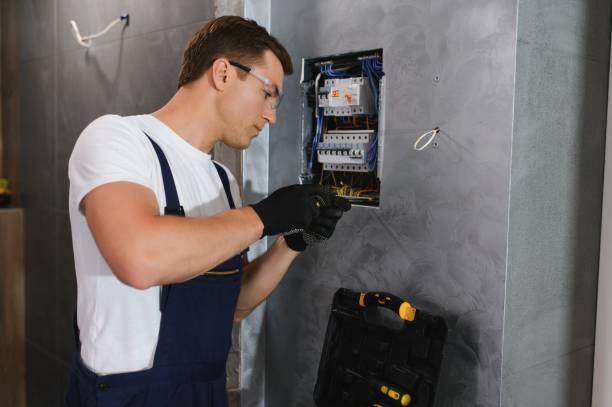 Best Affordable Electrician  in Howards Grove, WI
